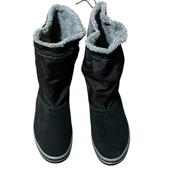 Nike Boots Gray and Black Woman Sz 9 - Picture 2 of 8